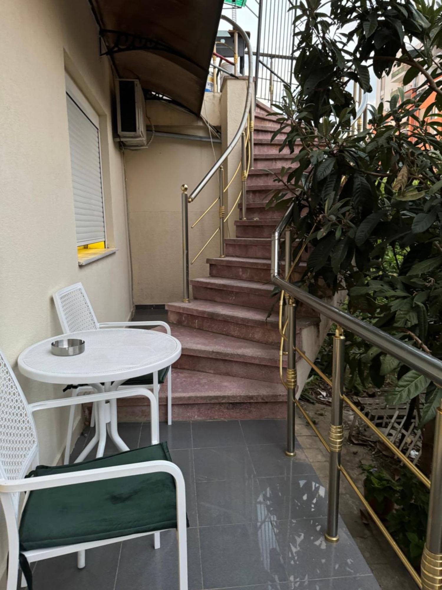 Apartamento Fun House Serenity Tirana Exterior foto